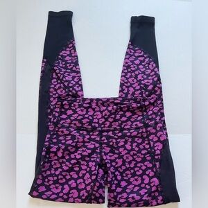 Lululemon Drop It Like Its Hot Purple Cheetah Print Size 4